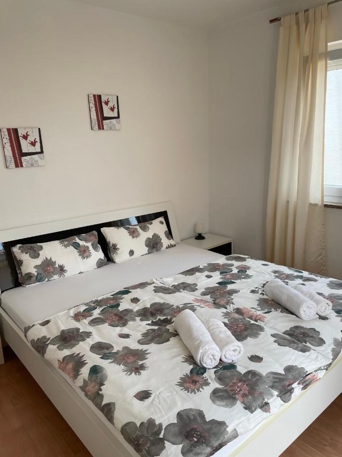 Apartments Rafaela Barbat na Rabu Exterior foto