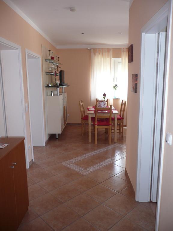 Apartments Rafaela Barbat na Rabu Exterior foto